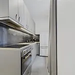 Raw And Refined 2Br Old Town Apartment