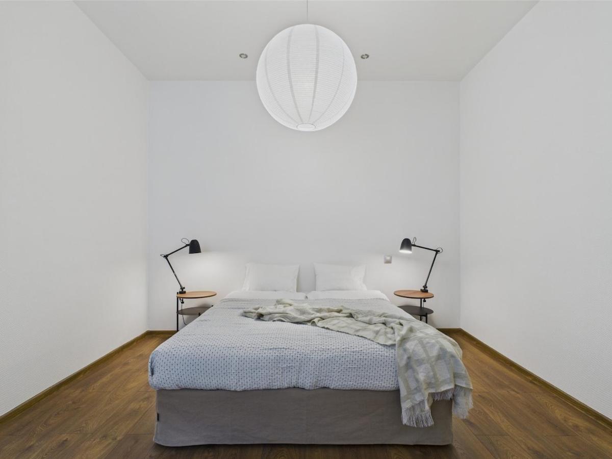 Raw And Refined 2br Old Town * Riga