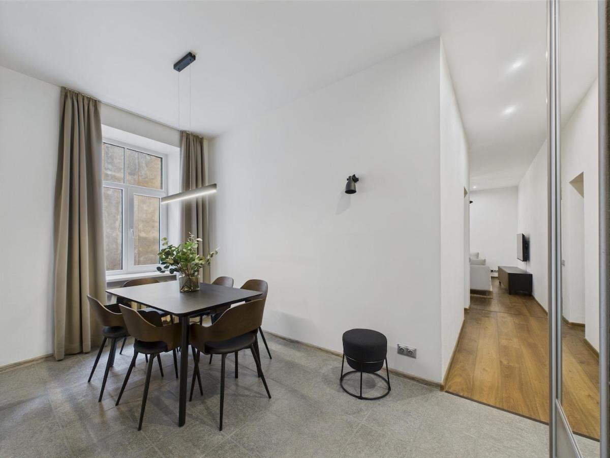 Raw And Refined 2br Old Town Appartamento *