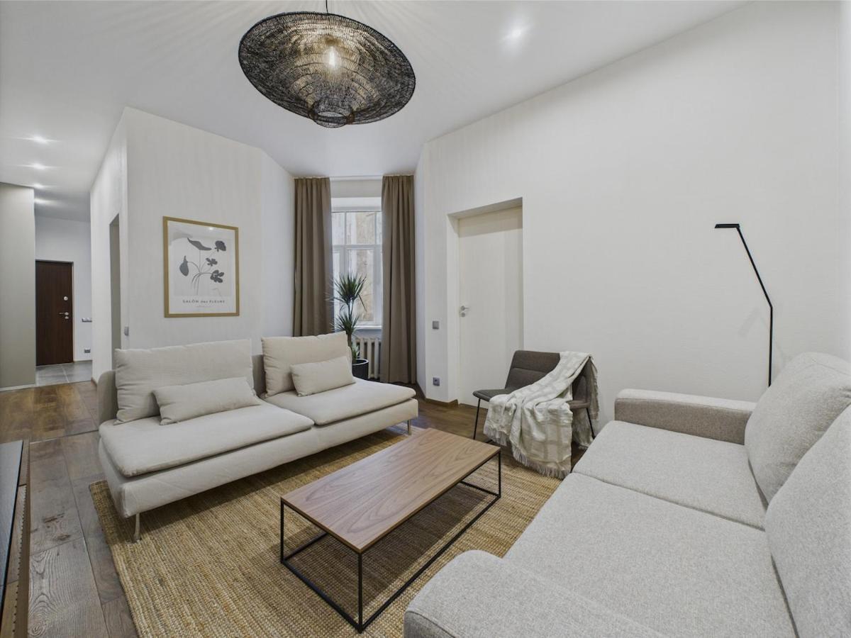 Raw And Refined 2br Old Town