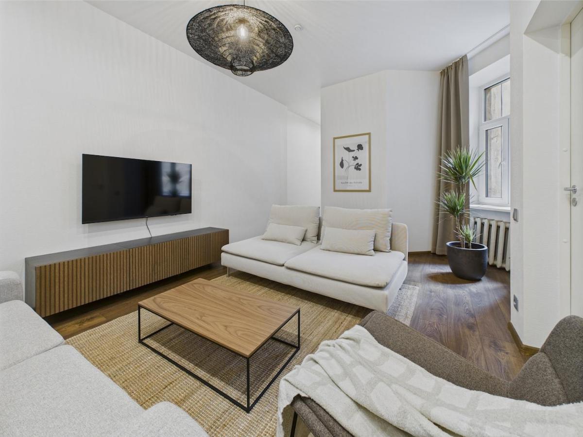 Raw And Refined 2br Old Town Riga